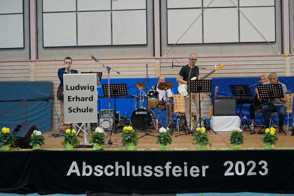 Schulband bei der Abschlussfeier am 20.7.2023